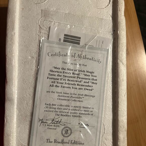 Bradford Editions 6th edition Irish Blessings Heirloom Porcelain ornaments - Picture 7 of 8